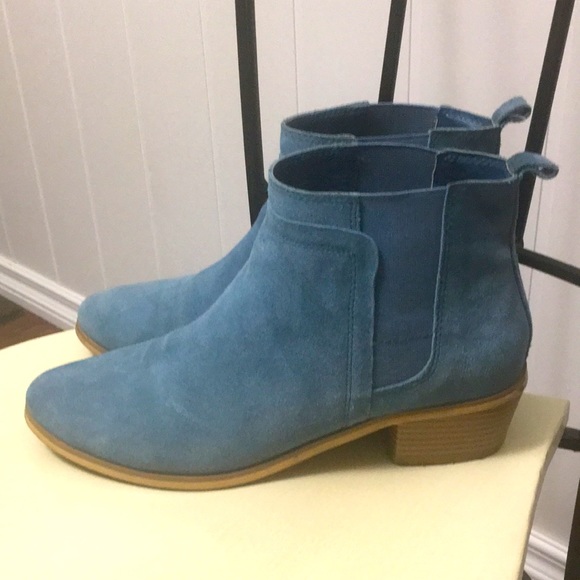Ladies Suede leather boots powder blue size 8 - Picture 2 of 15
